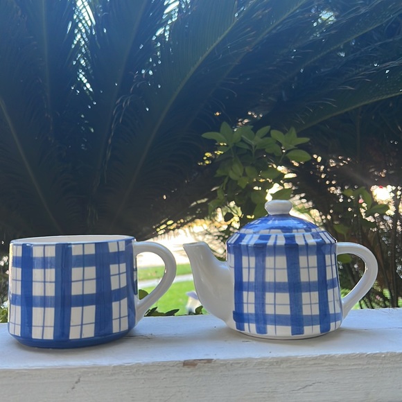 Vintage Single Teacup and Pot - Picture 6 of 16